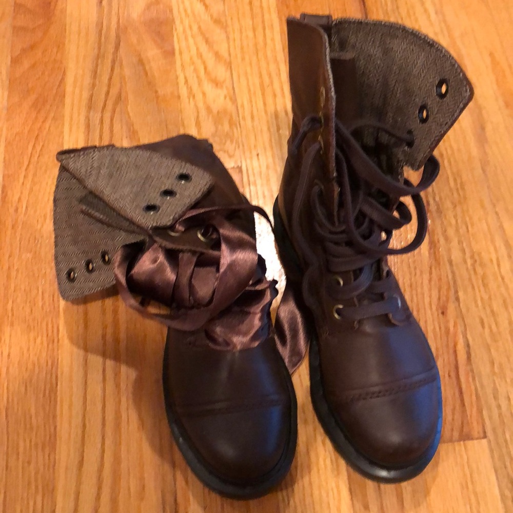 Vegan doc martens